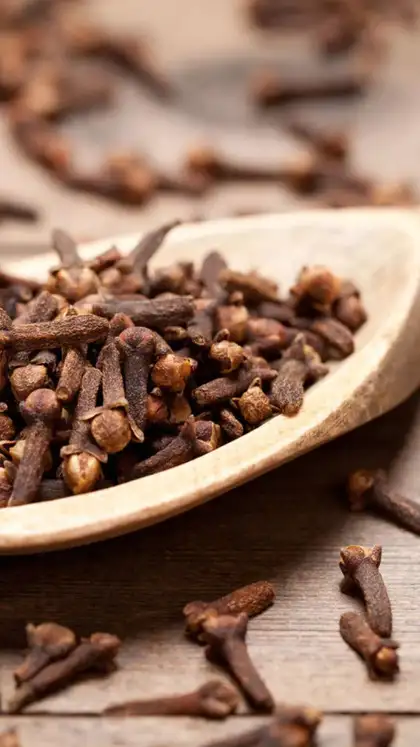 5 benefits of eating 1 clove in the morning
