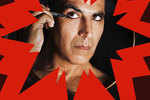 Akshay Kumar unveils his first 'kohl-eyed' look from 'Laxmmi Bomb'