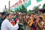 RaGa greeted with 'Modi-Modi'  chant in Kheda