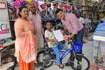 Kerala flood: 9-yr-old donates piggy bank savings for cycle; Hero promises her a bike every year