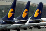 Jet  plans $400-mn stake sale to PEs