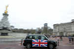 London's iconic black cabs go electric