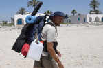 300-km, 30-beaches: Tunisian activist on an anti-litter mission