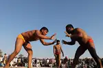 For Pakistani dockworkers in Dubai, kushti is a way of life