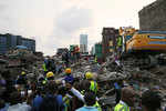 Dozens of children trapped in collapsed Lagos building