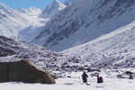 River freezes in Himachal Pradesh as temperature dips