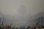 Toxic smog cloaks New Delhi after Diwali