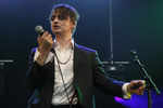 Pete Doherty arrested in Paris, singer detained for buying cocaine