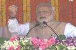 PM accuses Cong of backing urban Maoists