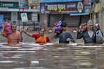 Monsoon floods pound, wreak havoc across India