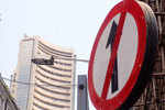 Sensex sheds 310 pts; Nifty below 9k