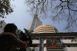 Sensex gains 173 pts; Nifty tops 11,900