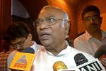 Kharge moves SC in support of CBI Director