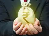 Systemic liquidity seen uneven as some banks continue market borrowing
