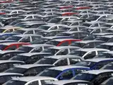 Auto makers post strong sales ahead of festive season