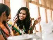 Talking while eating disrupts digestion? Science confirms the relationship between chatting while chewing