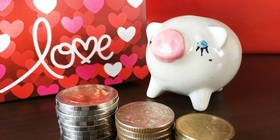 Do you and your partner disagree over money issues? Here's how you can achieve financial compatibility in your relationship