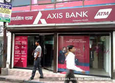Axis Bank buys Citi's retail biz in India for Rs 12,325 cr