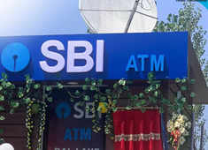 SBI opens floating ATM on a houseboat at Dal Lake, Srinagar