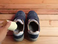 Tired of smelly shoes? A baking soda trick can be a cheap and easy solution for you