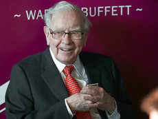 Gold-infused popcorn, tacos & prime Russian caviar: What a $4.6 mn lunch date with Warren Buffett can buy