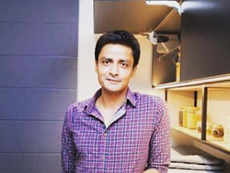 Manu Chandra's advice for restaurants: It's imperative to be on social media