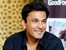 Vikas Khanna rewinds to 2001, posts letter to grandmom about surviving NYC