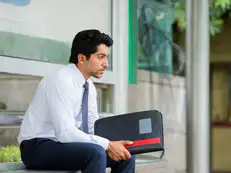 Techie shuts down hiring manager by just four words after the job seeker was taunted for being 3 minutes late for interview