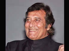 Actor-turned-politician Vinod Khanna conferred Dadasaheb Phalke Award posthumously