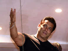 Salman Khan gets court approval to travel abroad