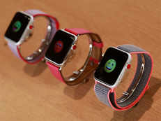 Arch rivals Airtel, Jio battle over Apple Watch 3; smartwatch pre-orders begin on May 4