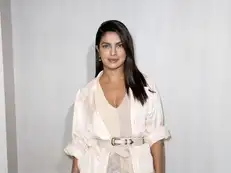 Priyanka Chopra scores 25 million followers on Instagram, thanks fans for all the love