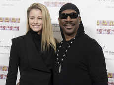 Eddie Murphy becomes dad for 10th time, welcomes baby boy with fiancee Paige Butcher