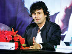 Sonu Nigam clarifies 'better off being born in Pakistan' comment, slams media for missing the point