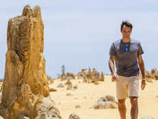 Roger Federer arrives in Australia for Hopman Cup, moonwalks at popular tourist spot