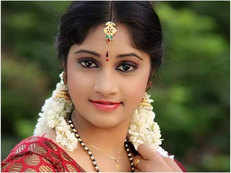 Telugu TV actress Naga Jhansi of 'Pavitra Bandhan' fame commits suicide in Hyderabad