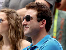 Away from courtroom drama, Justin Gimelstob - Paes & Bhupathi's ex-doubles partner - shows up at tennis court