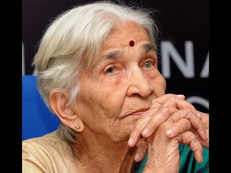 Documentary filmmaker Vijaya Mulay passes away at 98