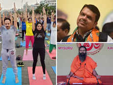 Mumbaikars celebrate Yoga Day by the bay with CM Fadnavis, Baba Ramdev