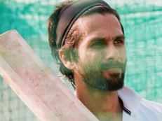 Shahid Kapoor is honing his cricketing skills for upcoming film 'Jersey'