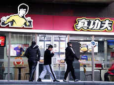 Bruce Lee's daughter sues food chain for using the star's picture as logo, demands $30 mn as compensation