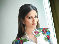 JNU protest: Sunny Leone confident resolution will come without violence, says she's pro-peace