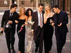Lisa Kudrow says 'Friends' would be 'completely different' it were made today, feels it was progressive when it aired