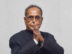 'The nation has lost a brilliant leader.' Kohli, Kiran Shaw, Gambhir mourn Pranab Mukherjee's demise