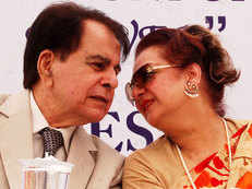 2 weeks after Aslam Khan's death, Dilip Kumar's other brother Ehsan succumbs to Covid