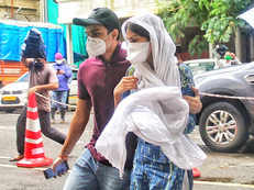 Mumbai court hears Rhea & Showik's bail pleas; actress formally retracts statement