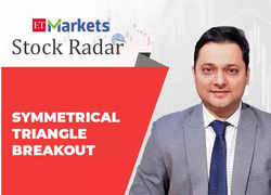 Stock Radar: Buy on dips! Oberoi Realty stock can hit fresh record highs: Shitij Gandhi