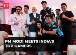 PM Modi meets Indian gamers, chats with Mortal, 8bit Thug, Payal Gaming; tries his hand at games