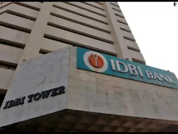Fairfax gets 15 years to reduce stake in IDBI Bank to 26%
