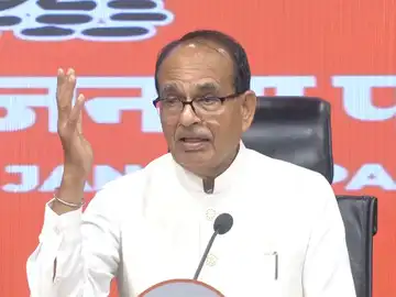 Union agriculture minister launches campaign to promote sustainable farming